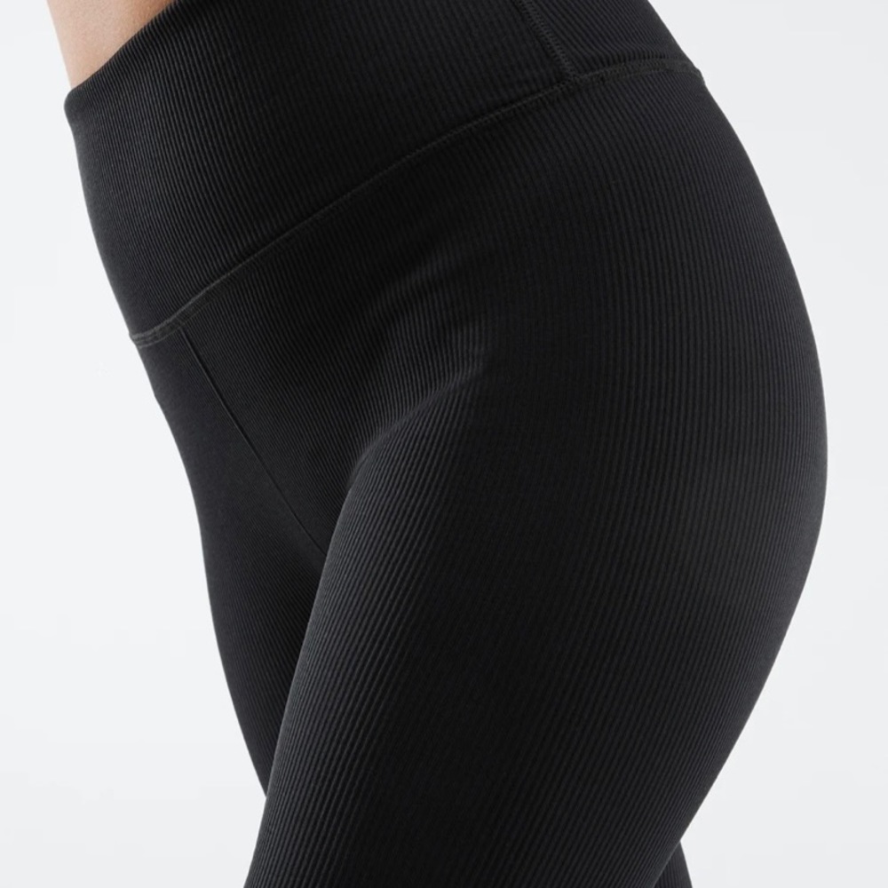 Fabletics NWT high waisted seamless rib leggings